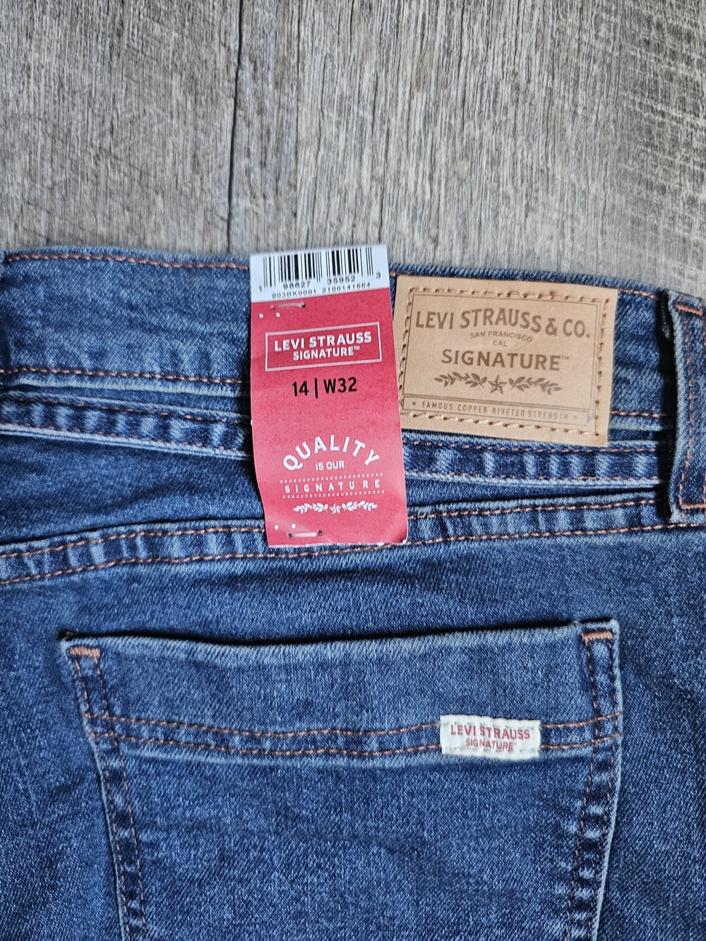 Levi's Wide Leg Women's Jeans in Blue Denim - Picture 5 of 7